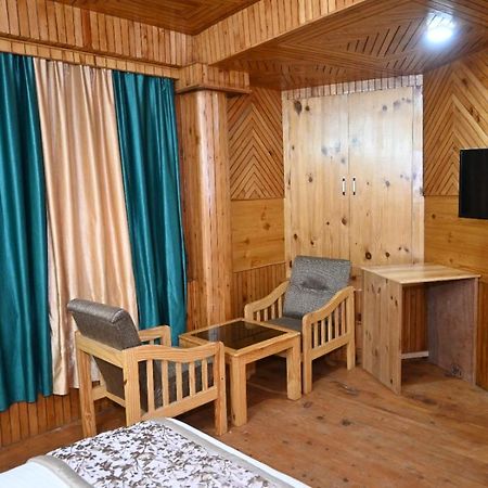 Hotel Nirmal Chhaya Маналі Екстер'єр фото